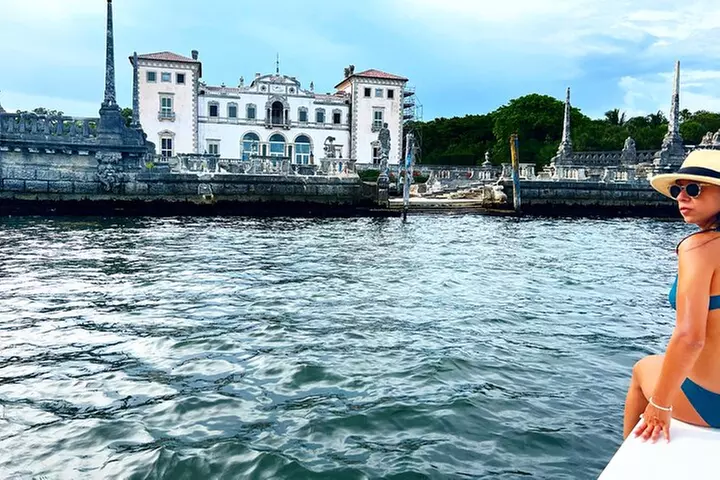 MasterBeast Yacht Charter40 Boat Rental Tours Private Miami