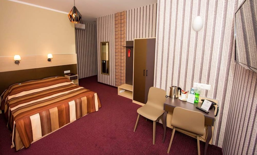 Image 2: ✈ POLONIA | Cracovia - Hotel Kazimierz II 3* - City break