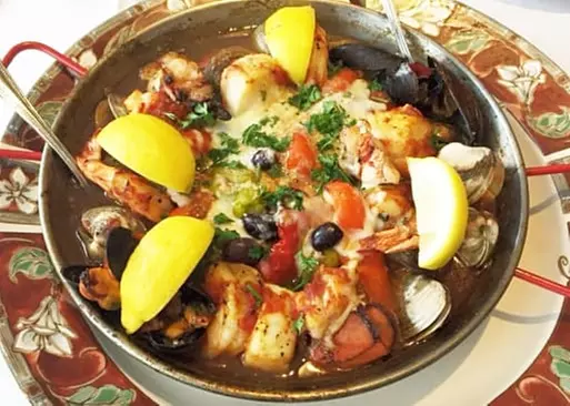 5% Cash Back at Waterfront Grille