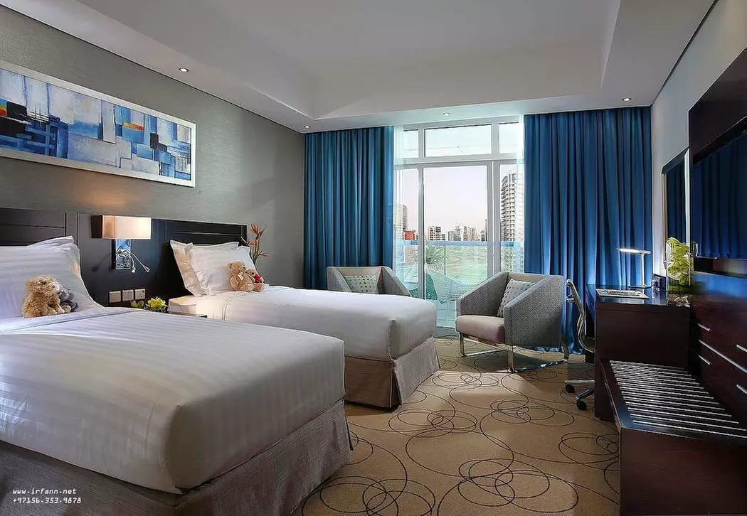 ✈ UNITED ARAB EMIRATES | Dubai - Ramada by Wyndham Dubai Barsha Hei...