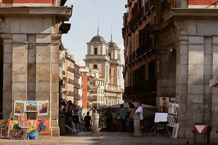 Visita guiada a pie en Madrid - Primary Image