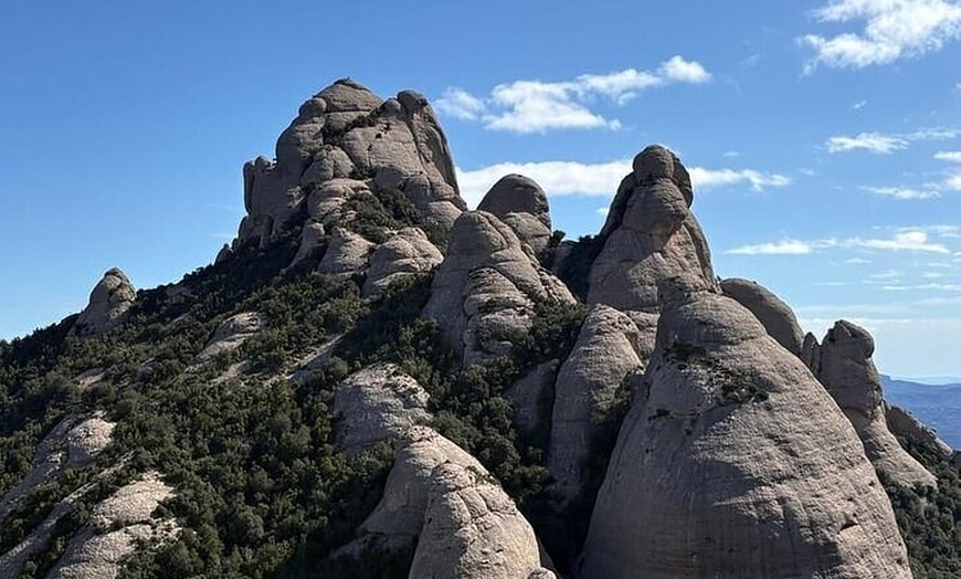 Image 17: Viaje temprano a Montserrat con senderismo, abadía, grupo muy pequeño