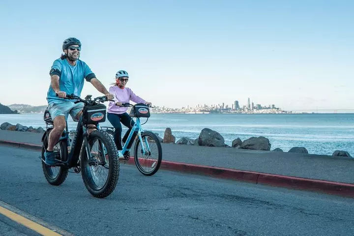 Golden Gate Bridge Guided Bicycle or E-Bike Tour from San Francisco...