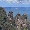 Image 2: Blue Mountains Day Trip + Sydney Zoo +Three Sisters + Waterfalls