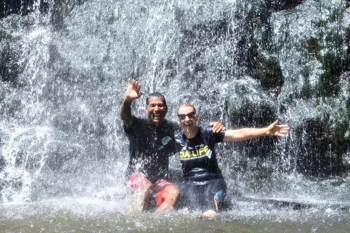 Private Waterfalls Hike and Swim in Lihue