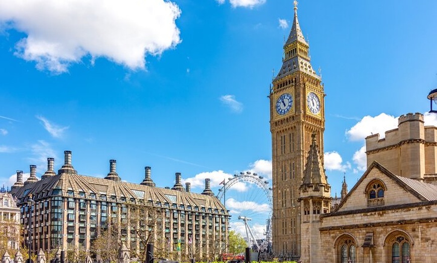 Image 4: Guided London Walking Tour of 50+ Landmarks with London Eye Entry