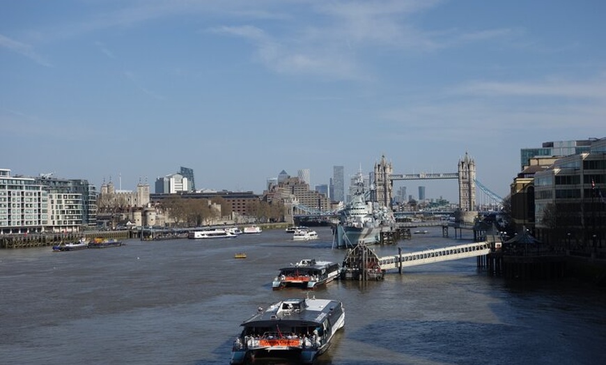 Image 21: Hike London (2-part tour with Borough Market Lunchbreak)