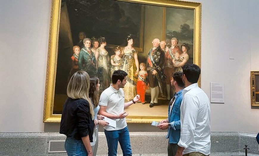 Image 2: Tesoros de Madrid: Museo del Prado y Palacio Real Tour Privado