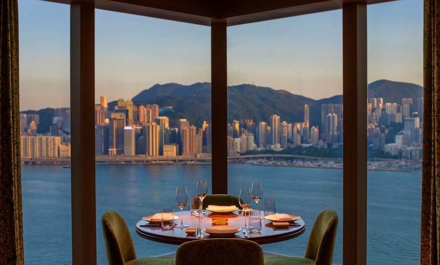 Image 12: ✈ HONG KONG - Mondrian Hong Kong avec excursion privée sur l'île de...