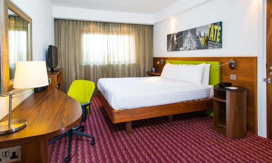 Image 3: ✈ VERENIGD KONINKRIJK | Liverpool - Hampton by Hilton Liverpool Cit...