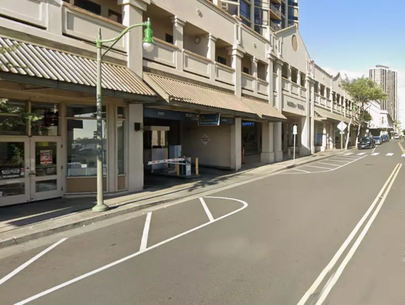 Parking at Marin Tower Garage - Second Medium