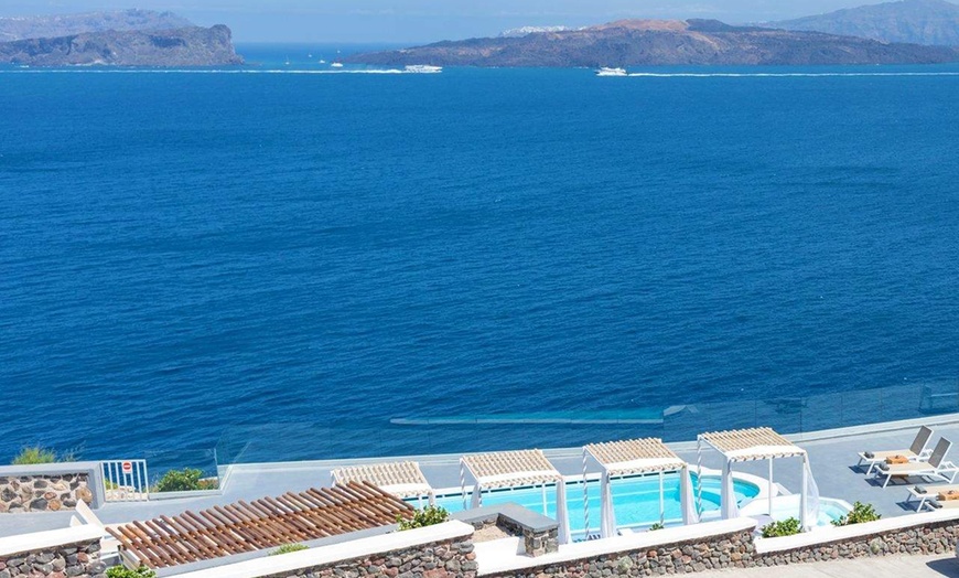 Image 10: ✈ SANTORIN | Akrotiri - Goulielmos Hotel & Spa 4*, 3 nuit - Piscine...