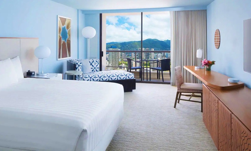 Image 5: ✈ HAWAII | Honolulu - Hyatt Regency Waikiki Beach Resort & Spa 4* -...