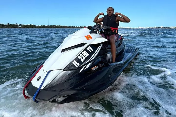 Jet Ski Miami : Experience the Ultimate Water Fun !