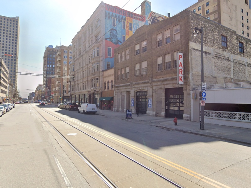 Parking at Colby Abbot Garage