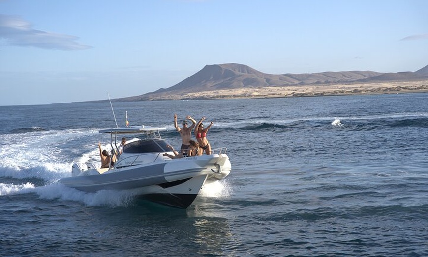 Image 2: Speedboat Express Luxury