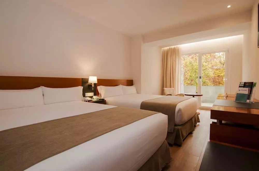 ✈ HISZPANIA | Madryt - Senator Barajas Hotel 4*, 2 nocy - City break