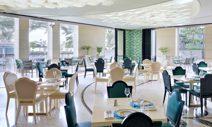 Image 10: ✈ EMIRATI ARABI UNITI | Dubai - Palazzo Versace Dubai con attività ...