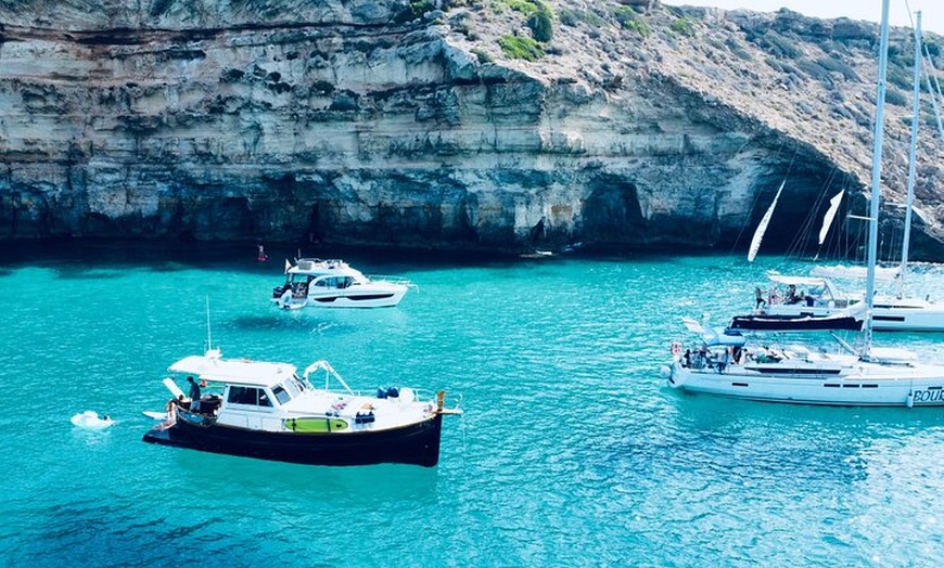 Image 4: Palma Mallorca Paseo en barco de lujo con todo incluido | Sup and S...