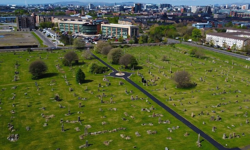 Image 4: Southern Necropolis Tour with the Happy Reaper