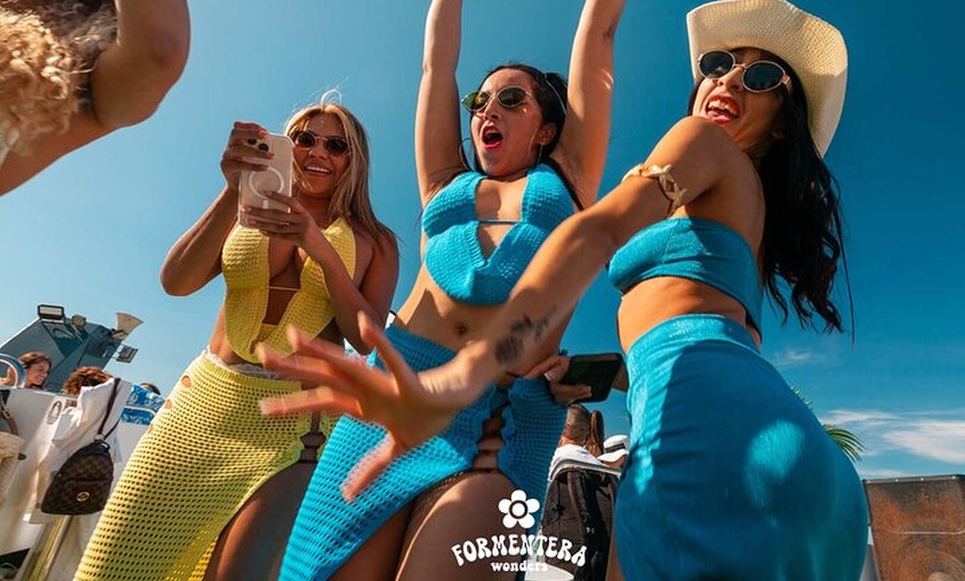 Image 28: Ibiza–Formentera 360° : All-inclusive Boat Trip