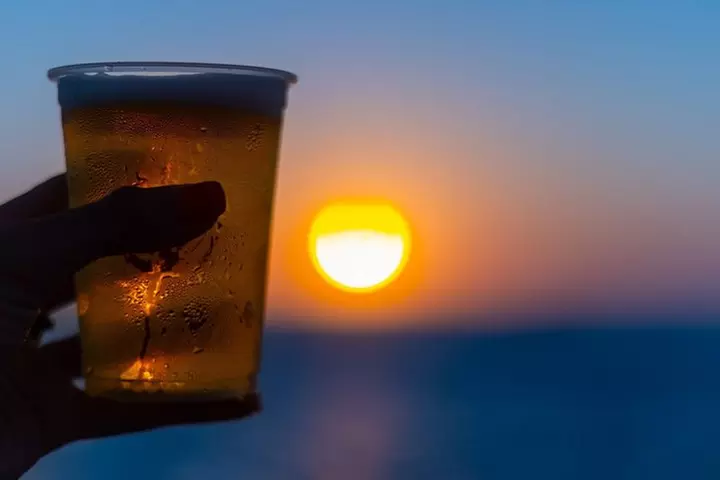 Key West Sunset Sail with Live Music, Drinks and Appetizers