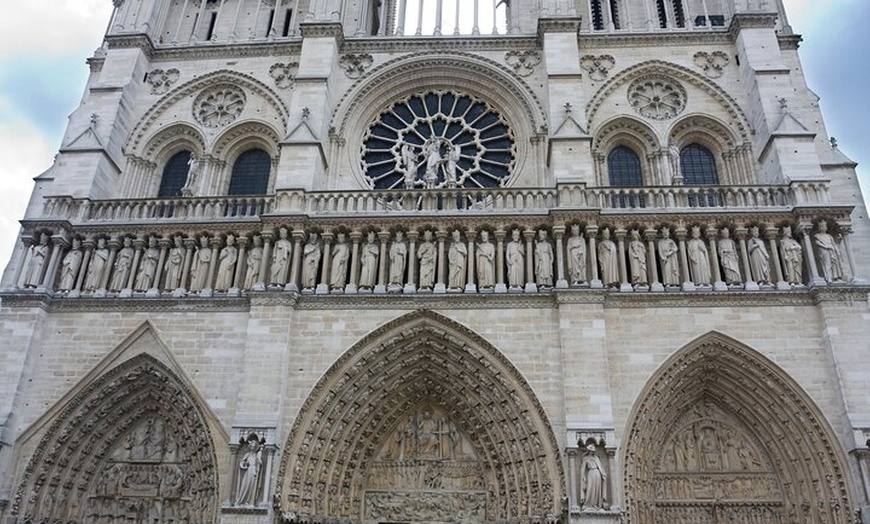 Image 16: Histoire de Paris, Visite de la cathédrale Notre-Dame et billets d'...