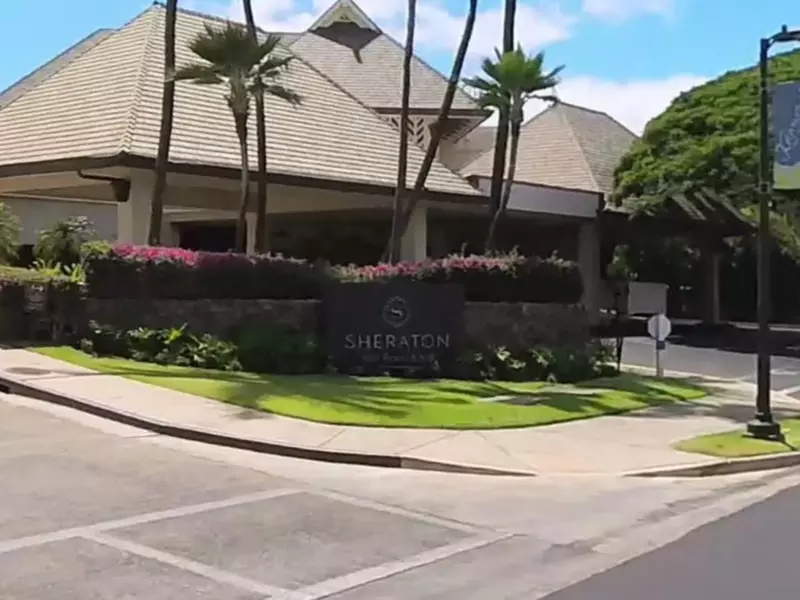 Parking at Sheraton Maui Lot