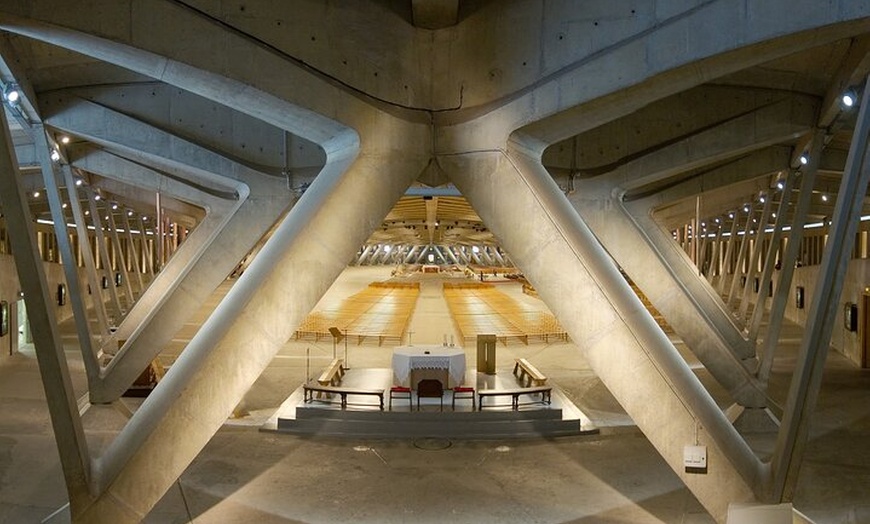 Image 7: Excursion d'une journée à Lourdes au départ de Paris Sanctuaires et...