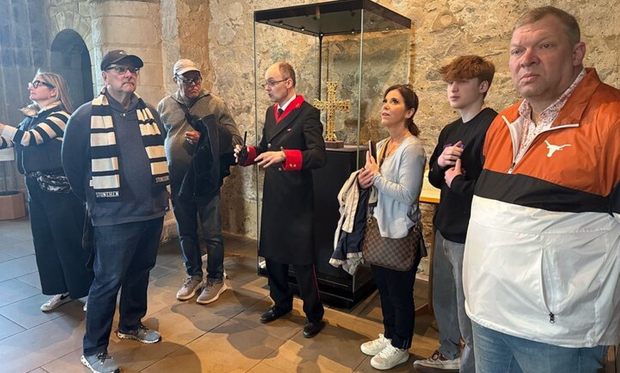 Image 19: VIP Tower of London and Crown Jewels Tour with Private Beefeater Me...