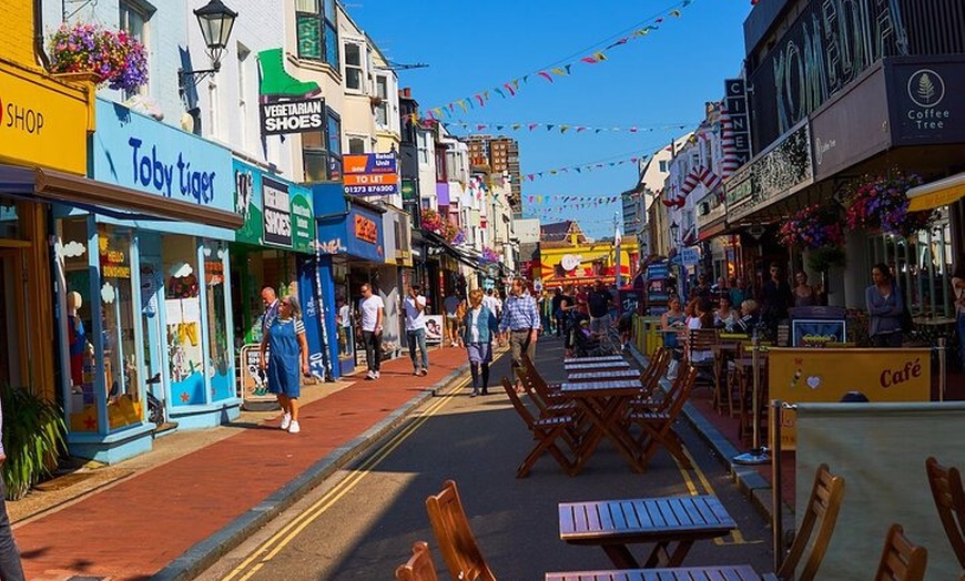 Image 2: London or Heathrow Airport To/From Brighton Private Transport