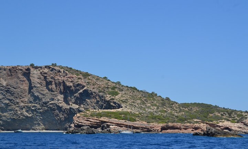 Image 11: Navegación en Formentera, playas virgenes y naturales