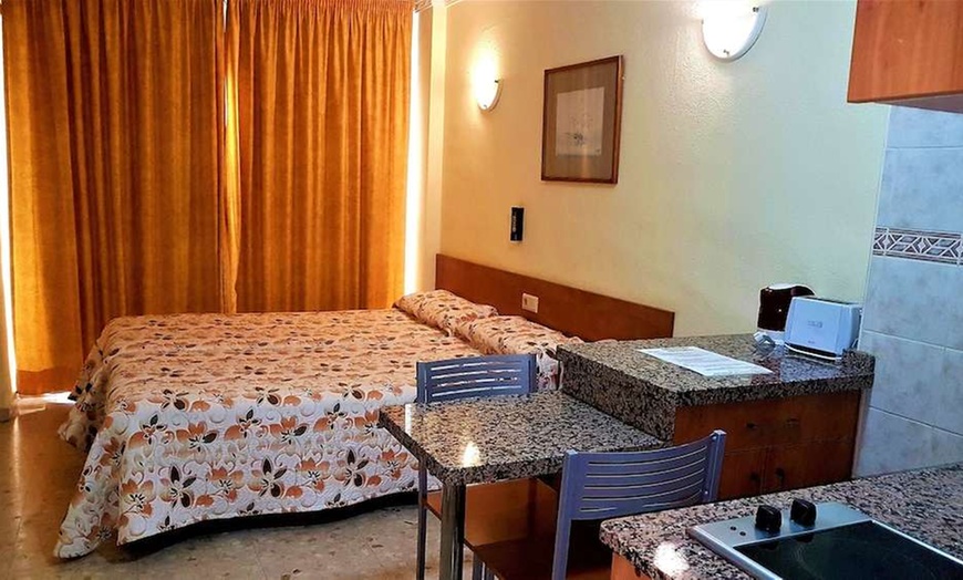 Image 5: ✈ COSTA DEL SOL | Fuengirola - Apartamentos Turísticos Stella Maris...