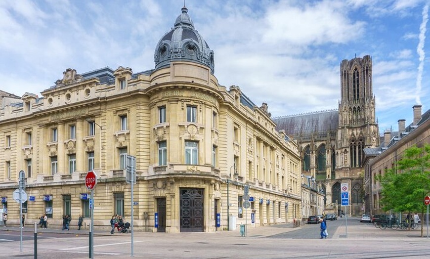 Image 9: Explorez Reims en 60 minutes avec un Local