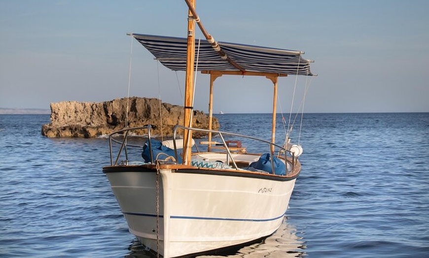 Image 8: Navega por Aguas Cristalinas y Descubre la Magia de Mallorca