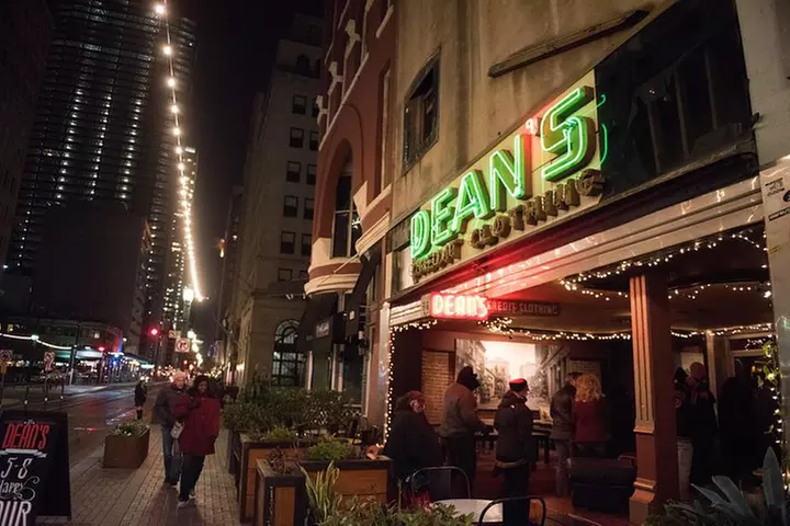 Haunted Houston Booze and Boos Ghost Walking Tour