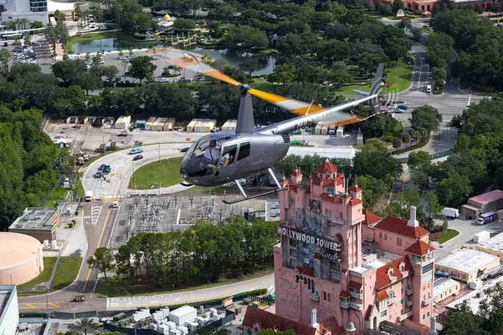 Family pack 48 Miles Helicopter Tour over Theme Parks & Downtown