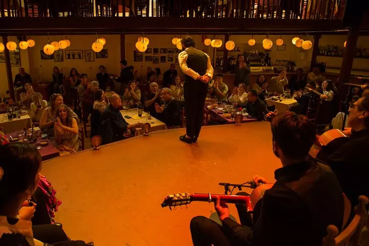 Noche Flamenca en Tablao de Carmen con Menú Degustación o Cena