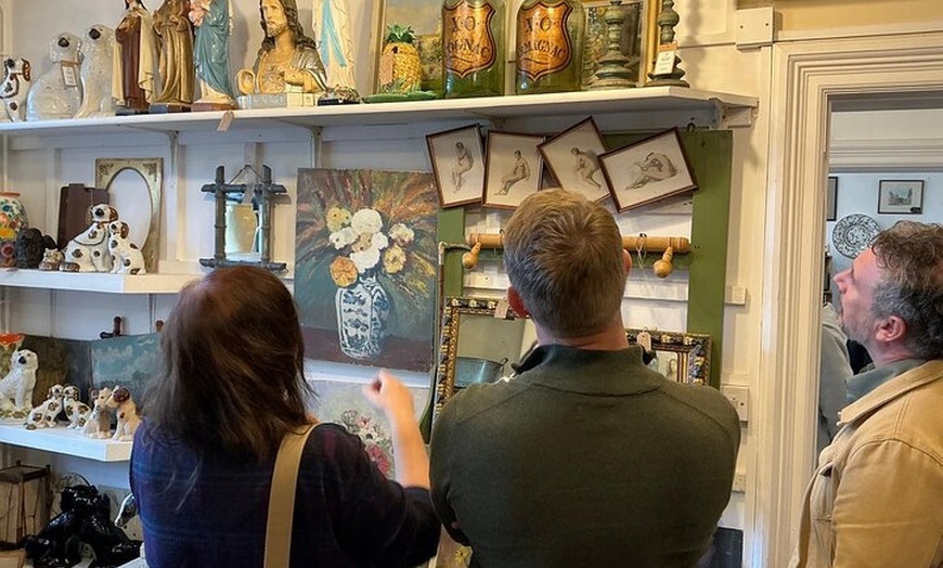 Image 5: Arundel Foraging Antiques Walking Tour