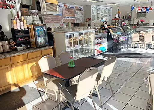 5% Cash Back at Hole Shot Bagels & Deli