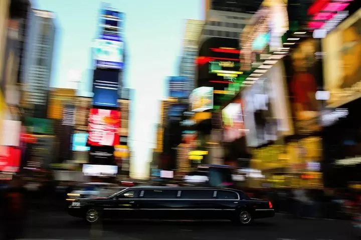NYC Airport private arrival ride by Luxury SUV, Sedan or Minibus