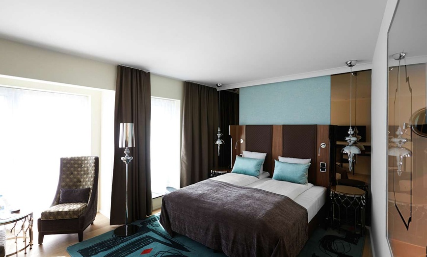 Image 2: ✈ DENEMARKEN | Kopenhagen - Tivoli Hotel & Congress Center 4*, 2 na...