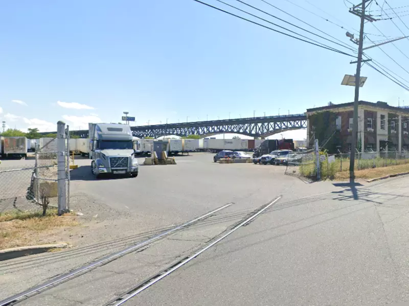 Parking at Park and Sail Lot