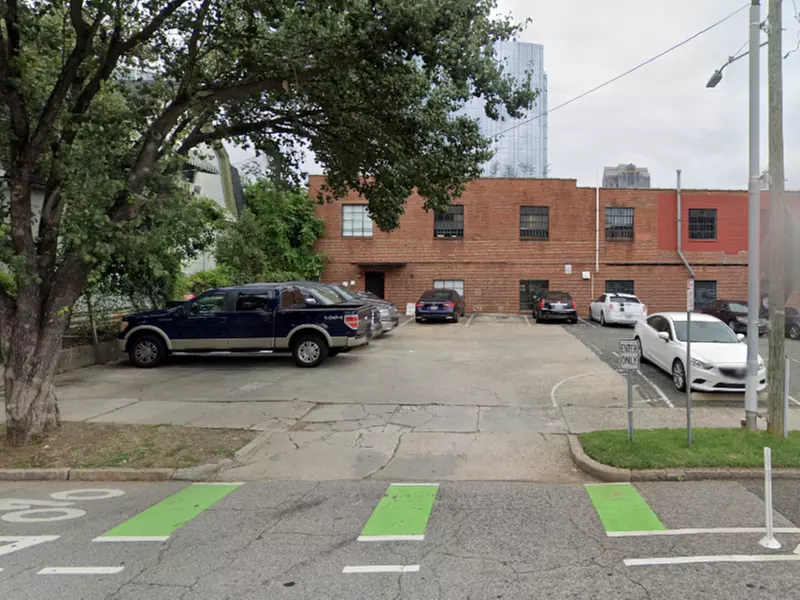 Parking at P820 - CC Lot