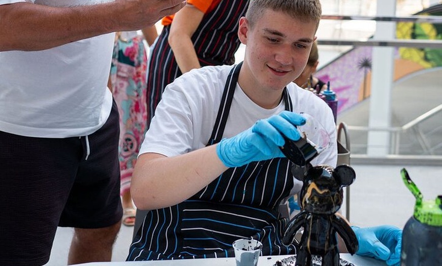 Image 8: Taller de Arte Fluido Creativo: Diseña tu propio oso en Alicante