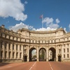 Image 3: London's Top Iconic Sights Tour with Fun, Local Tour Guide