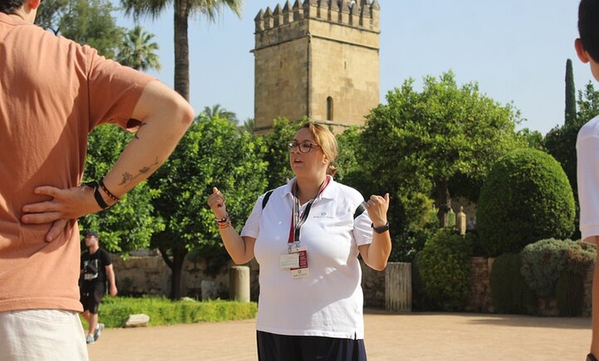 Image 5: Visita guiada a la Mezquita y Alcázar de Córdoba