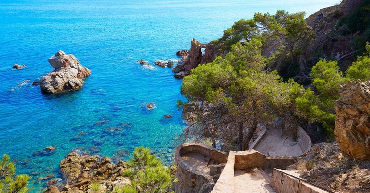 Tour privado de senderismo y natación en la Costa Brava