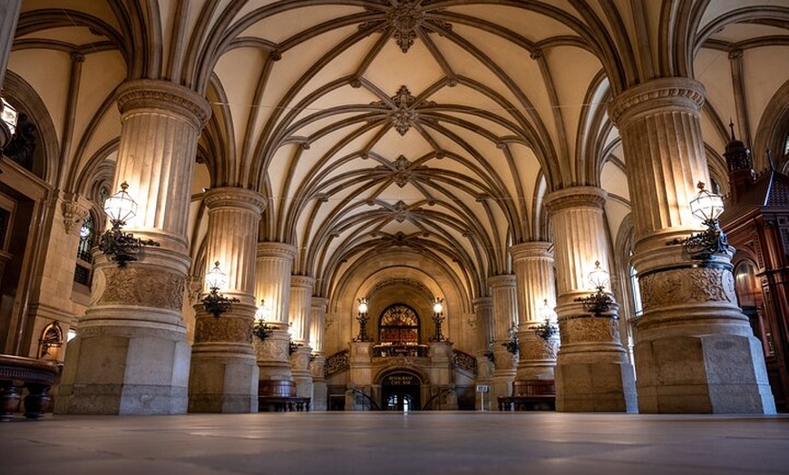 Image 3: Hamburg Historische Altstadt und 2. Weltkrieg Rundgang in Kleingruppe