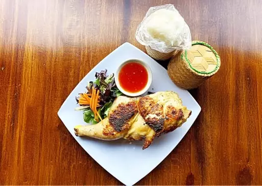 5% Cash Back at Ddee Thai